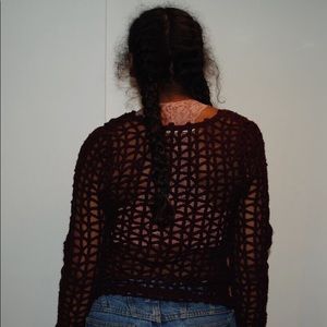 Red-Purpled holes sweater